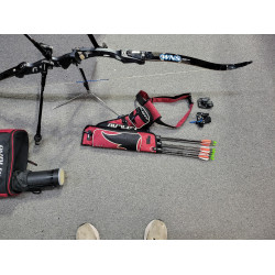 HOYT Recurve Grand Prix Arcos + WNS Delta F3 Limbs Kit*